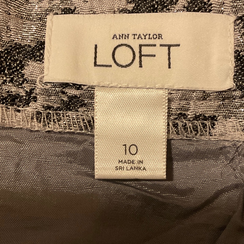 Ann Taylor LOFT Leopard Print Skirt - Picture 2 of 5